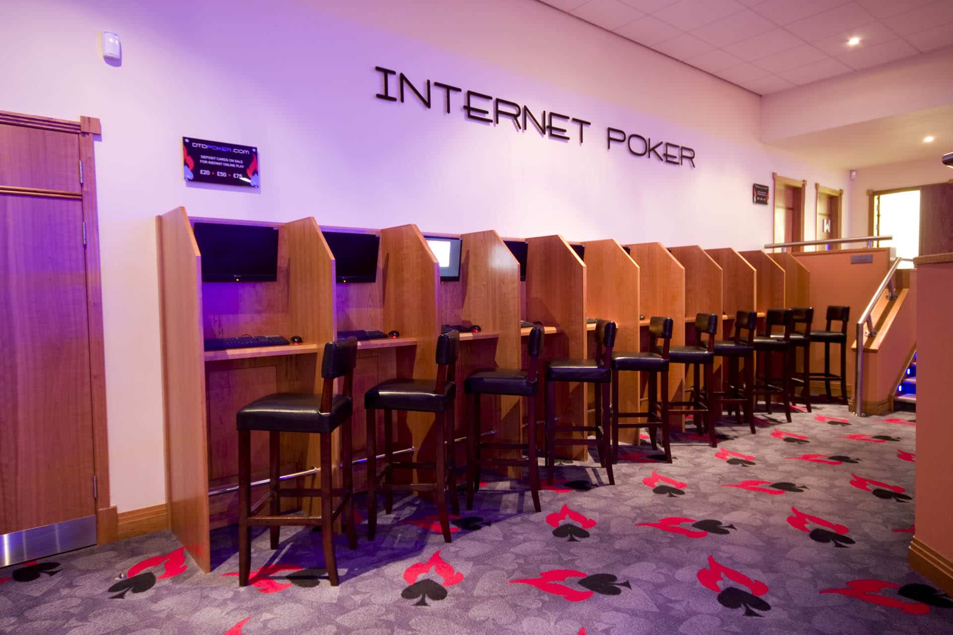 pst-dusktilldawn-002