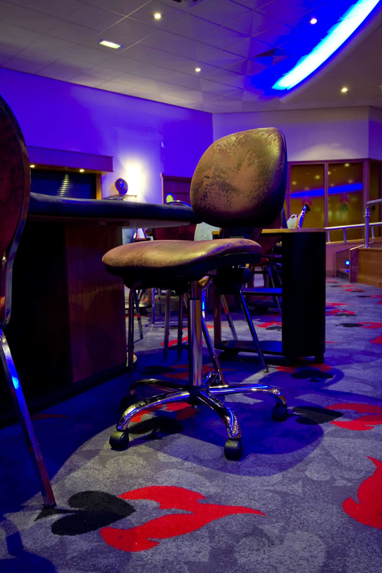 pst-dusktilldawn-005