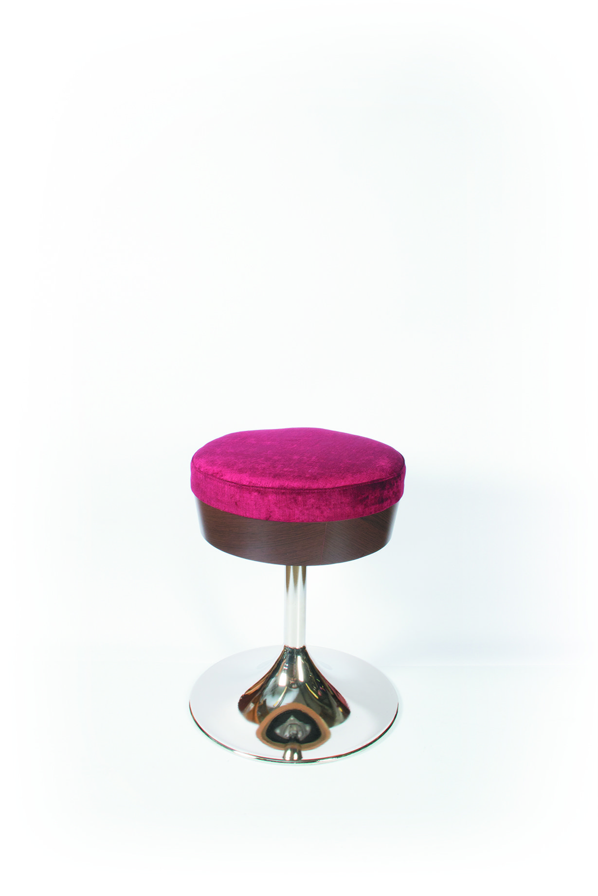 Vdara Stool