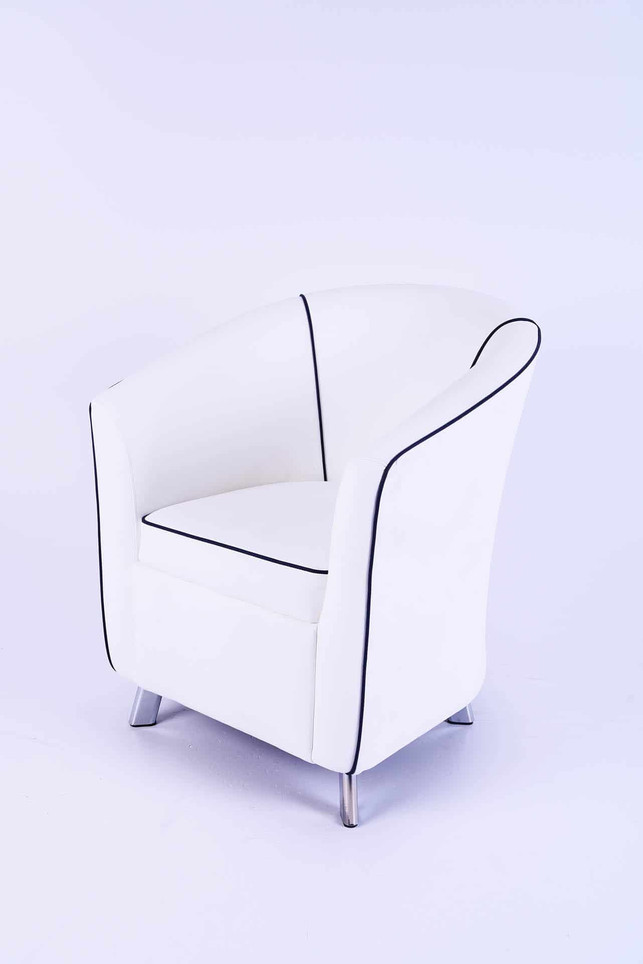 stan-tub-chair-chair-with-piping-2