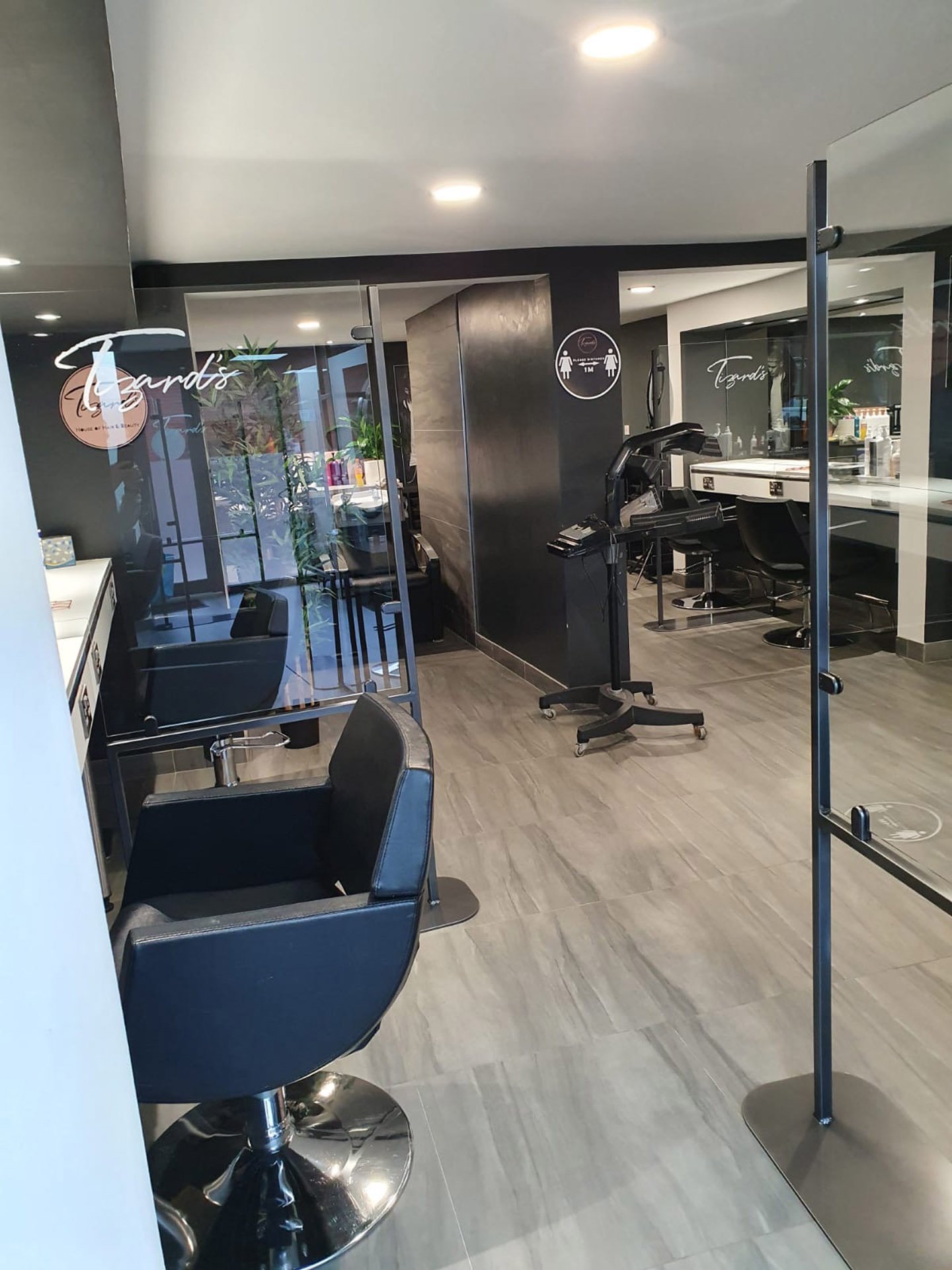 Tizard’s House of Hair & Beauty, Sunderland 01