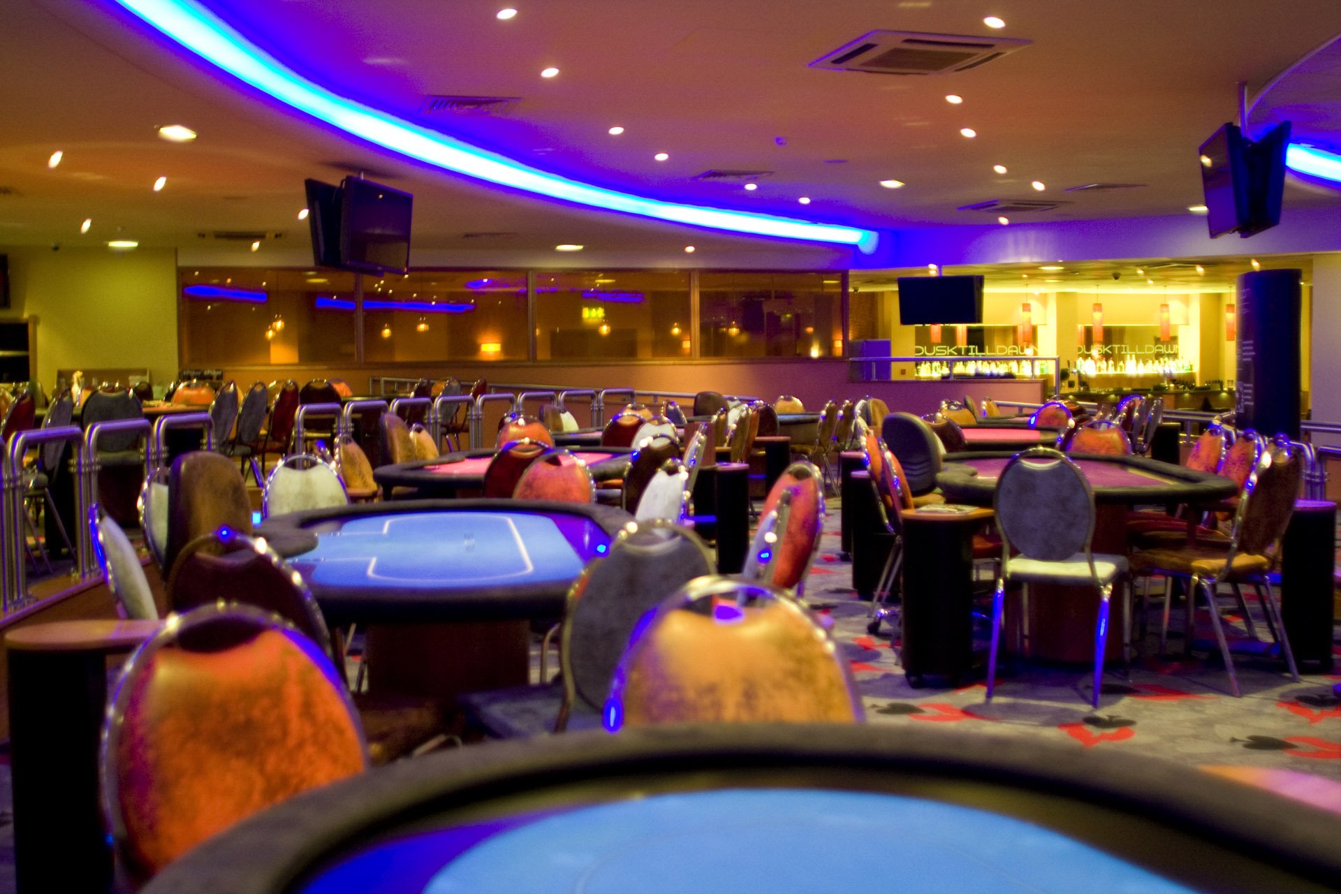 Dusk Till Dawn Poker 13