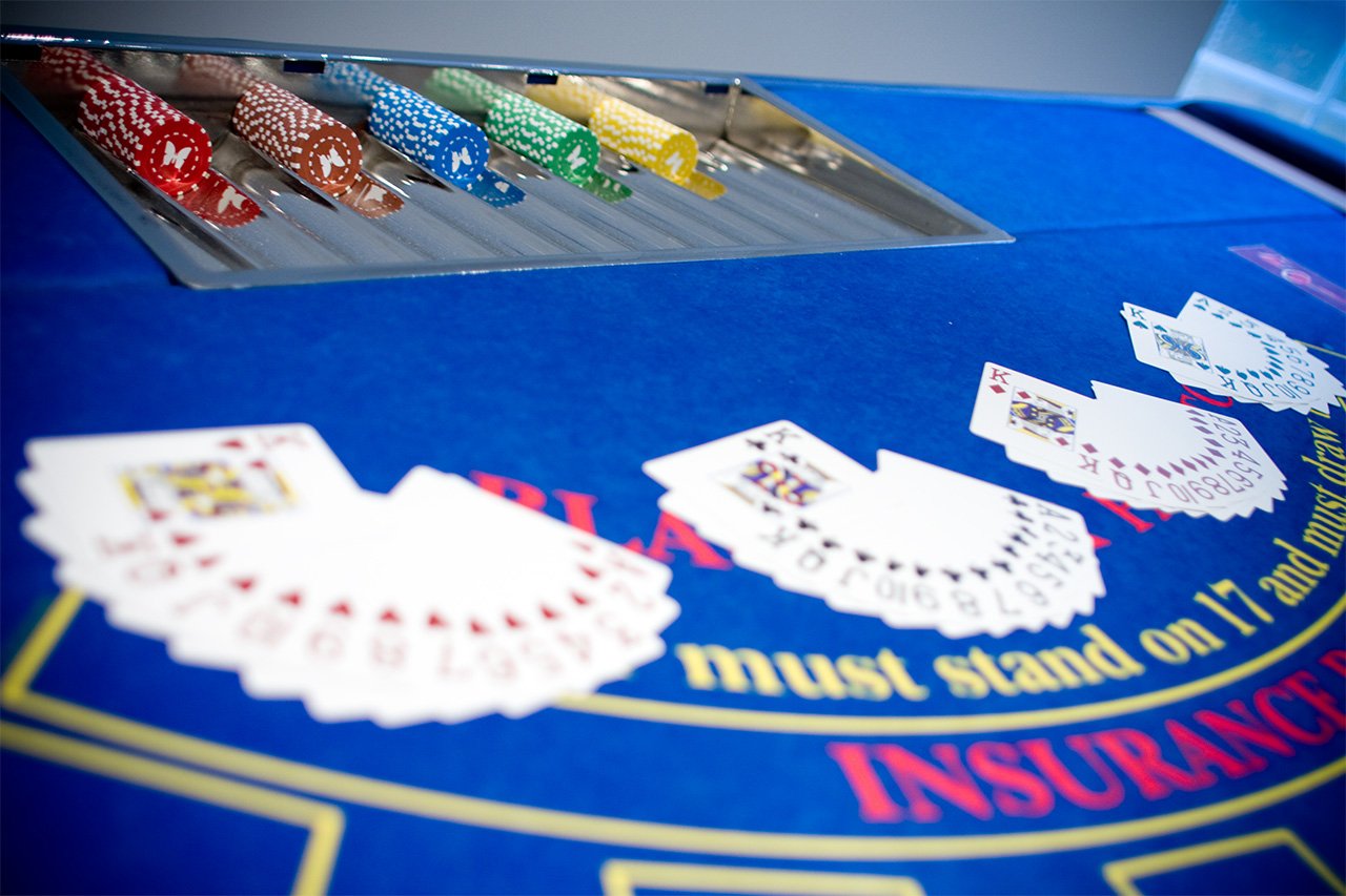 100% Plastic Playing Cards 05